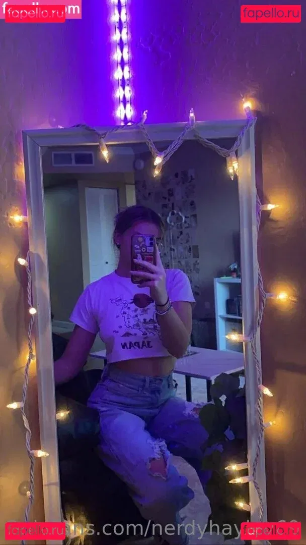 nerdyhayley69 Onlyfans Photo Gallery 