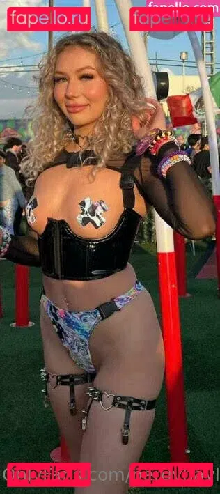 nerdyhayley69 Onlyfans Photo Gallery 