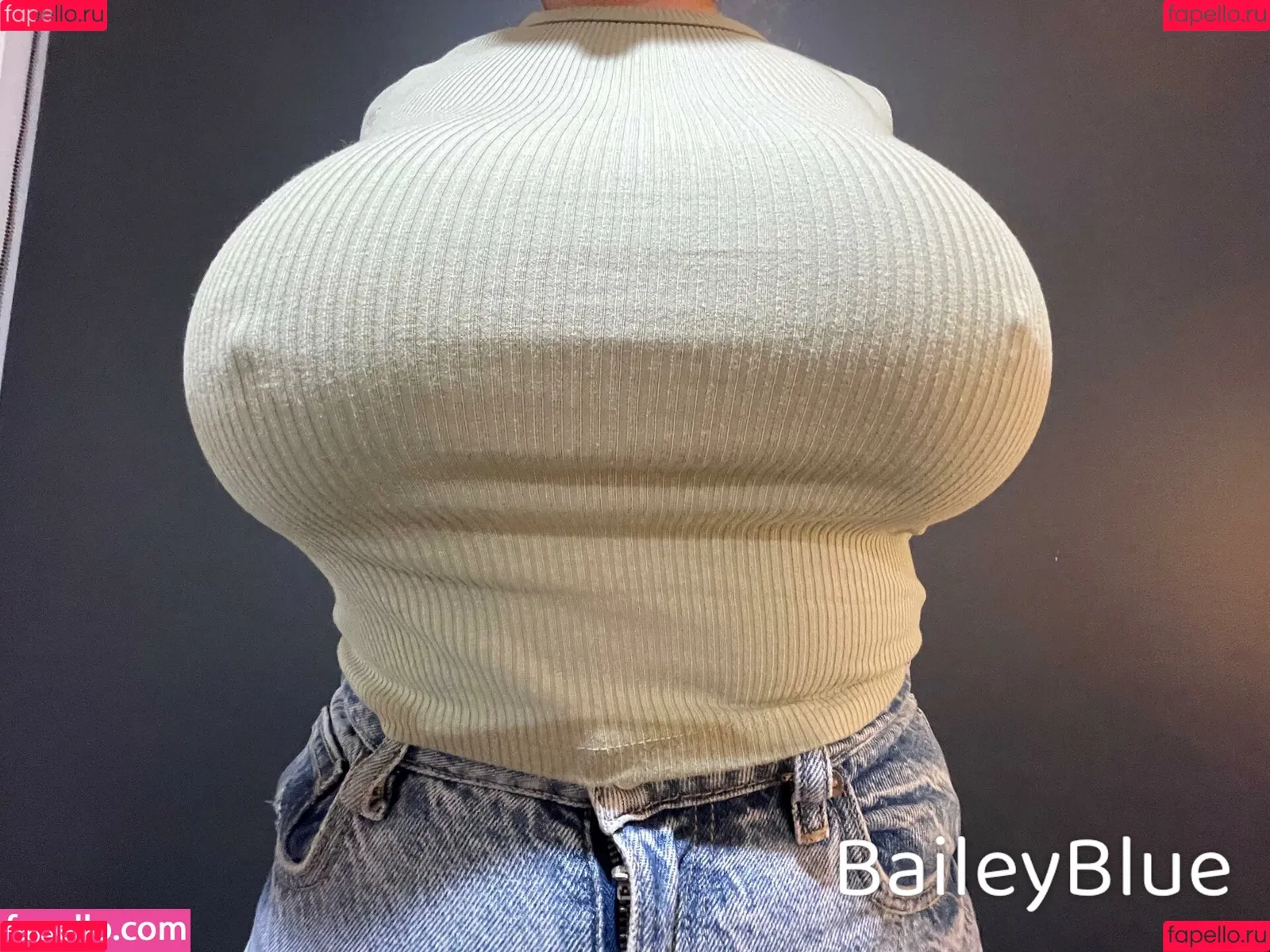 Bailey Blue Onlyfans Photo Gallery 