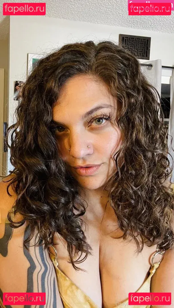 Bailey Blue Onlyfans Photo Gallery 