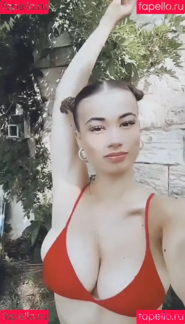 Florine Mazoyer Onlyfans Photo Gallery 