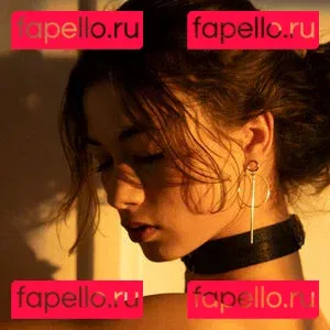 Florine Mazoyer Onlyfans Photo Gallery 