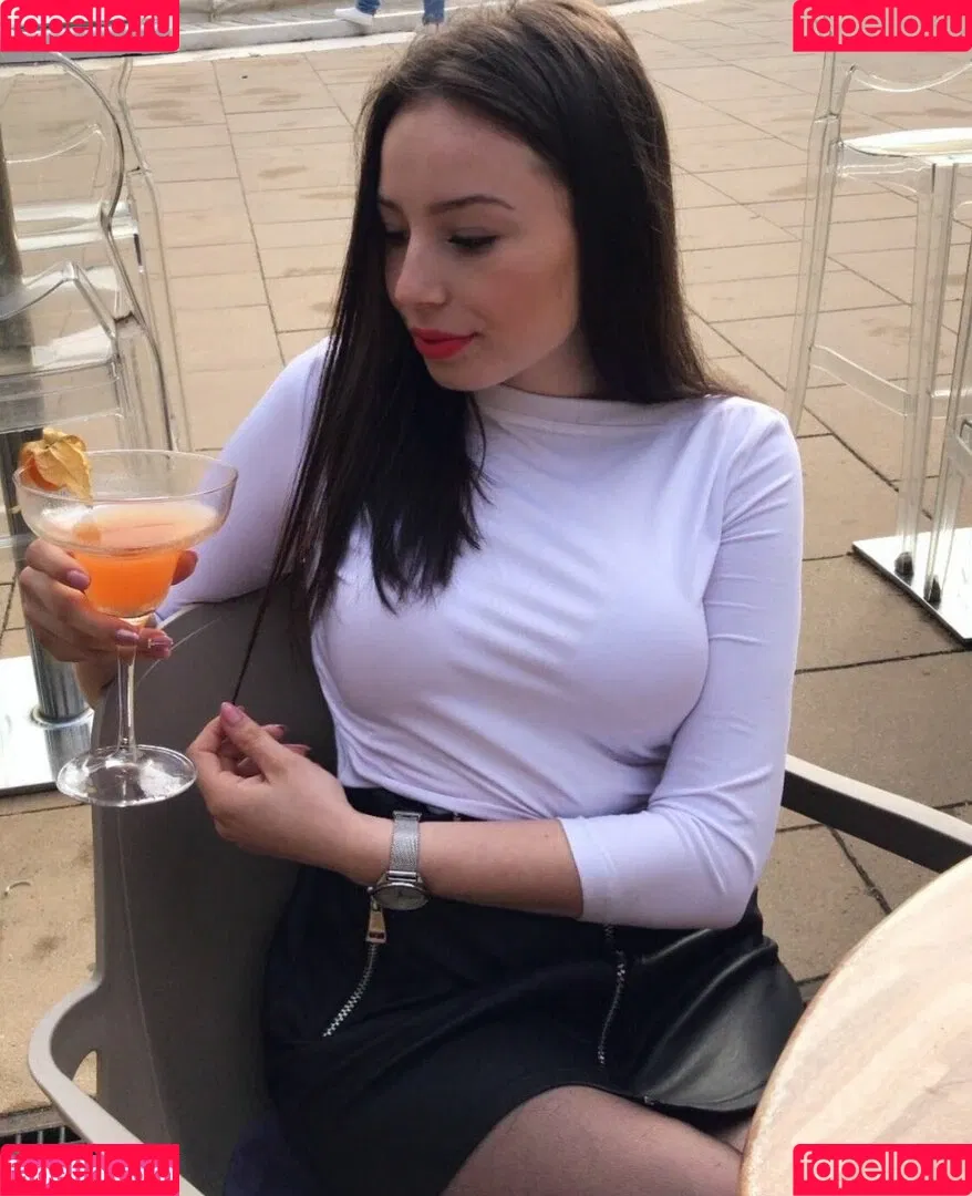 Békéscsabai Lányok Onlyfans Photo Gallery 
