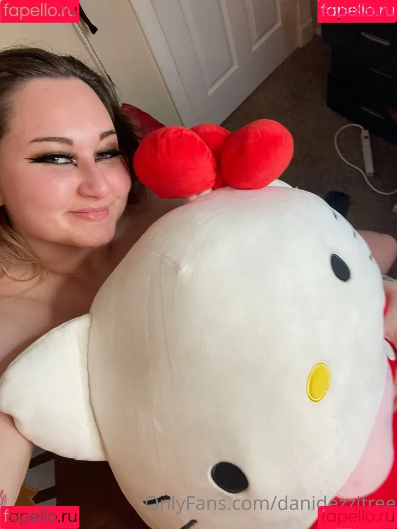 danidezzifree Onlyfans Photo Gallery 