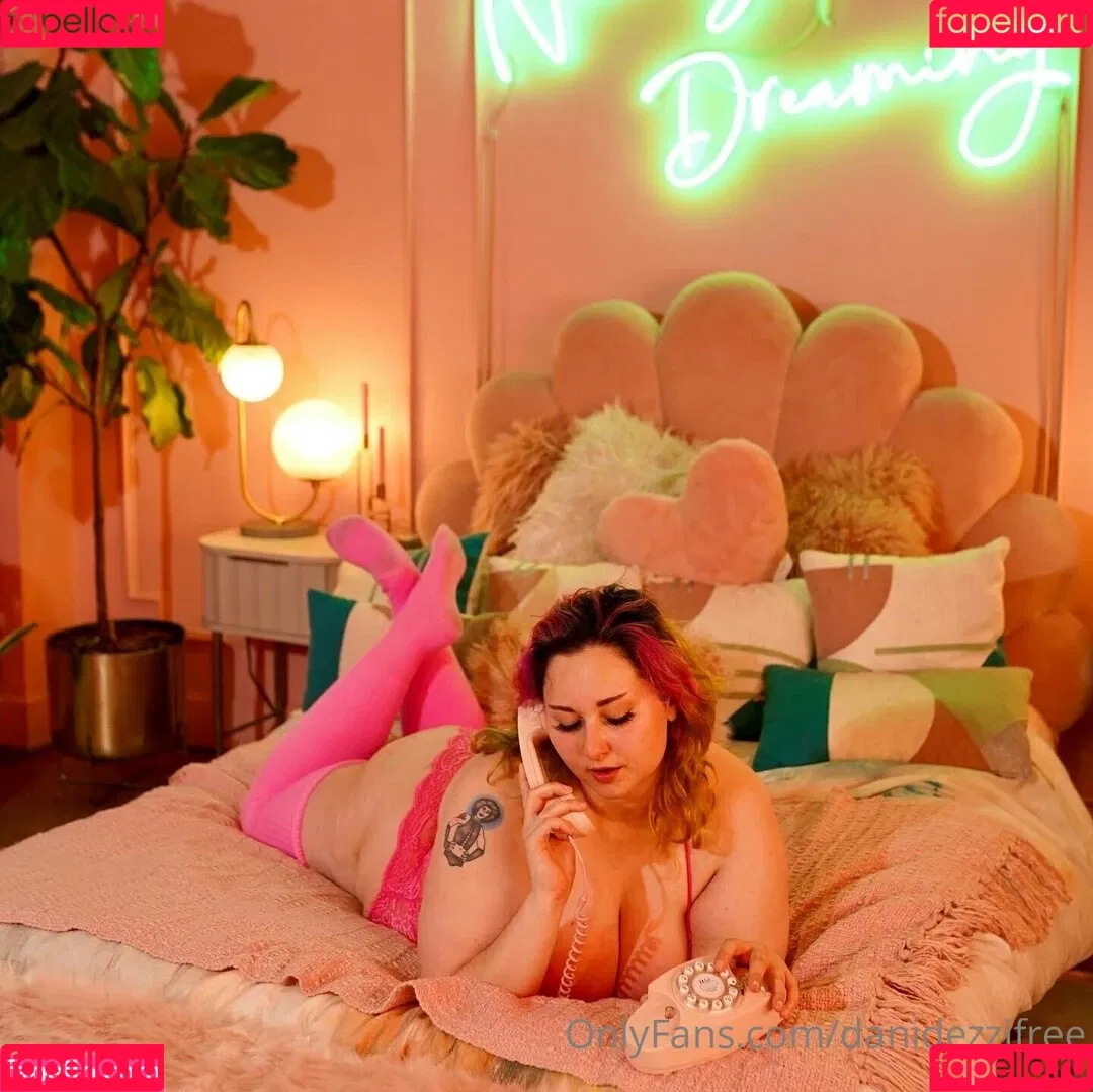 danidezzifree Onlyfans Photo Gallery 