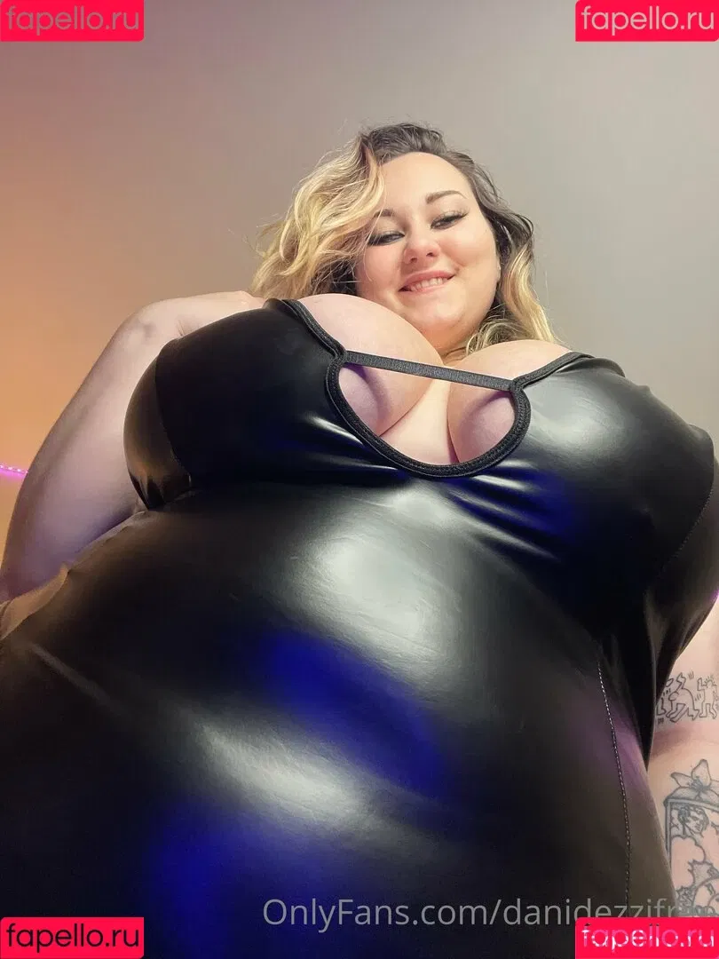 danidezzifree Onlyfans Photo Gallery 