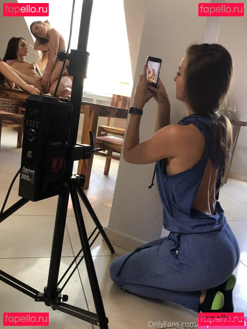 Amirah Adara Onlyfans Photo Gallery 