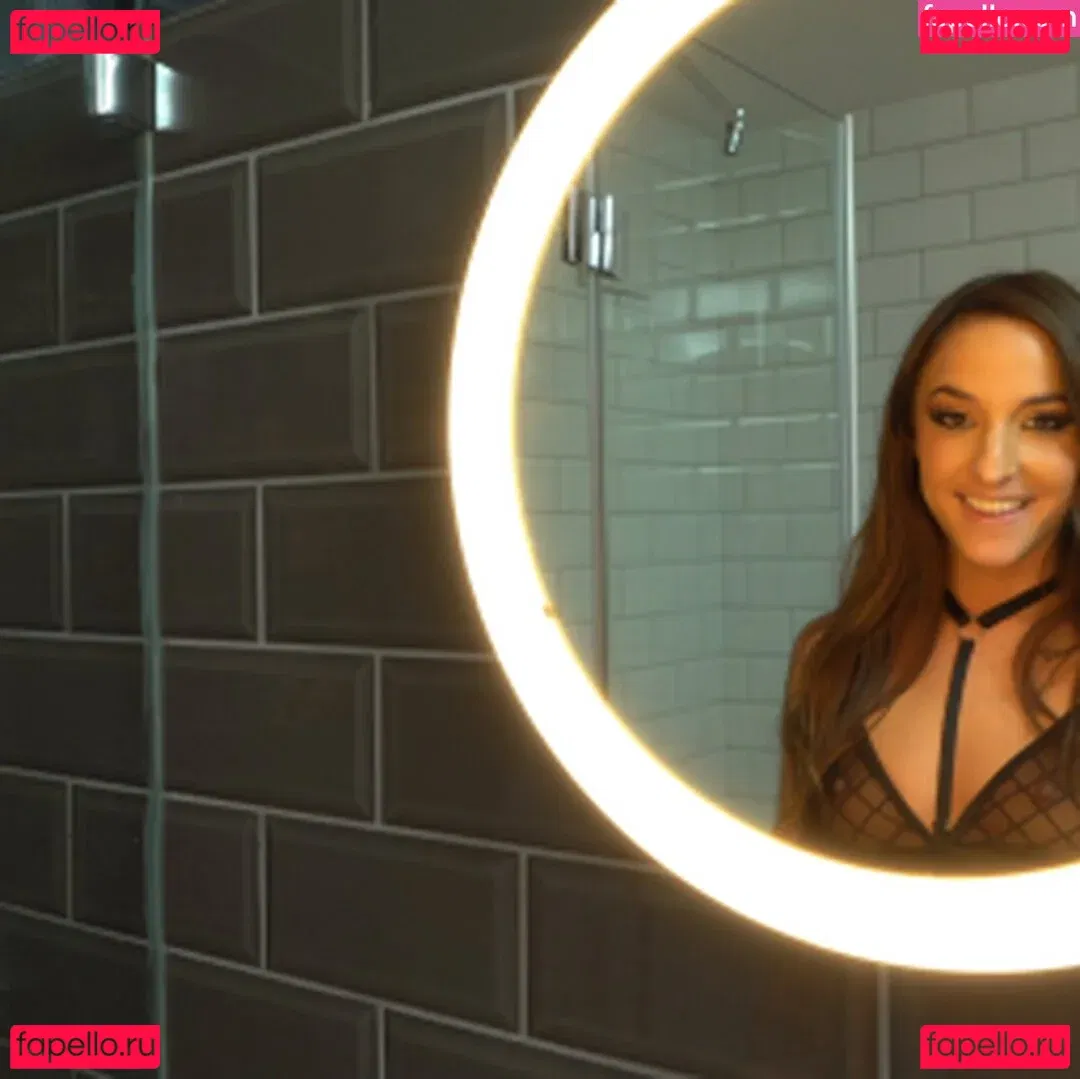 Amirah Adara Onlyfans Photo Gallery 