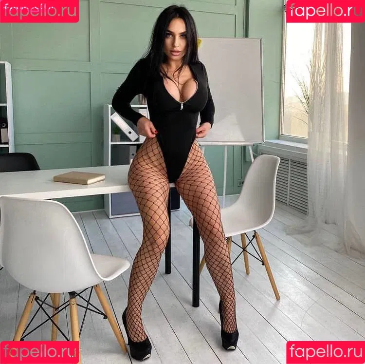 Demidova Helenka Onlyfans Photo Gallery 
