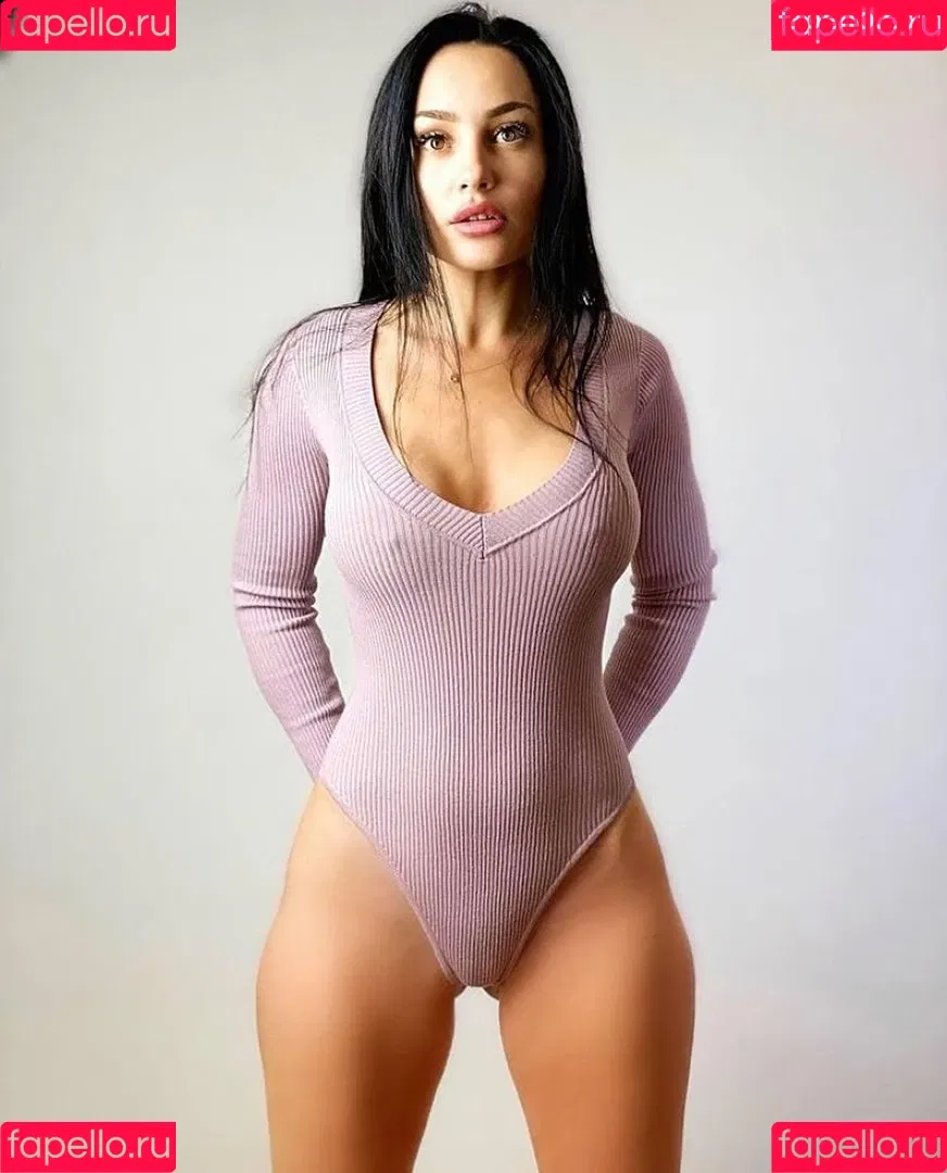 Demidova Helenka Onlyfans Photo Gallery 
