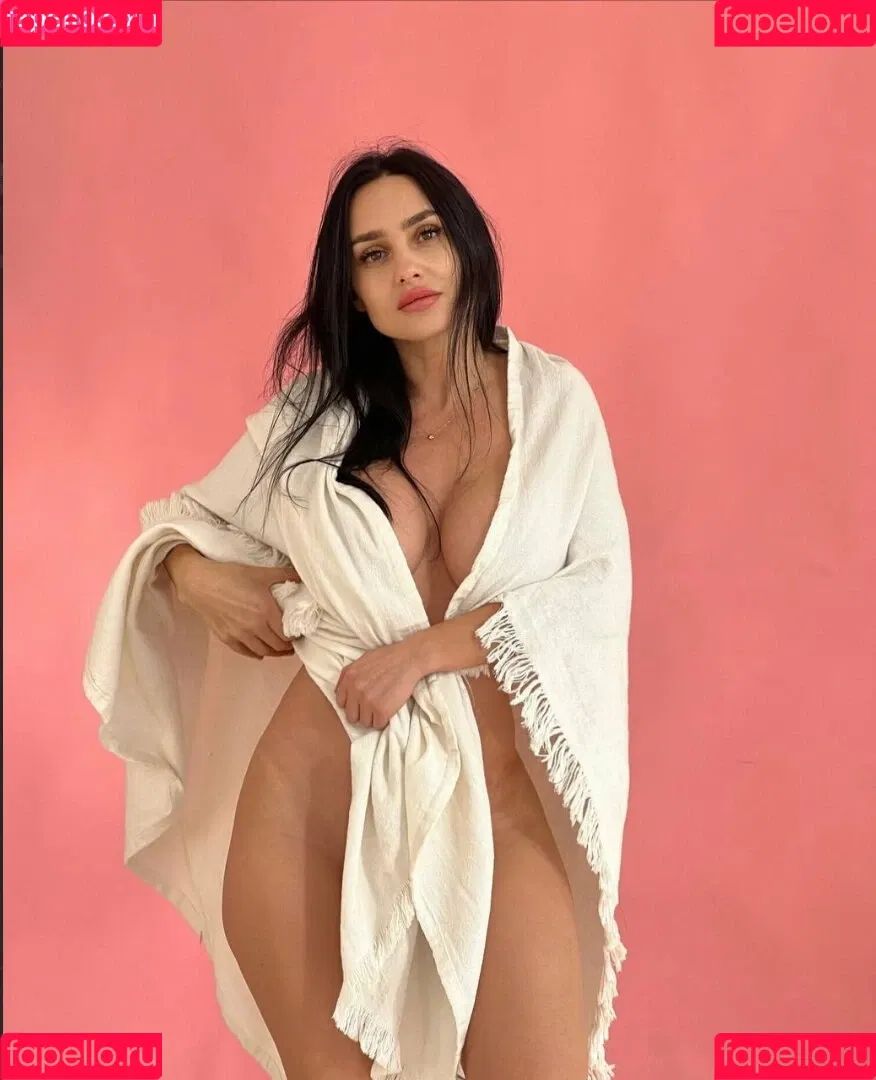 Demidova Helenka Onlyfans Photo Gallery 