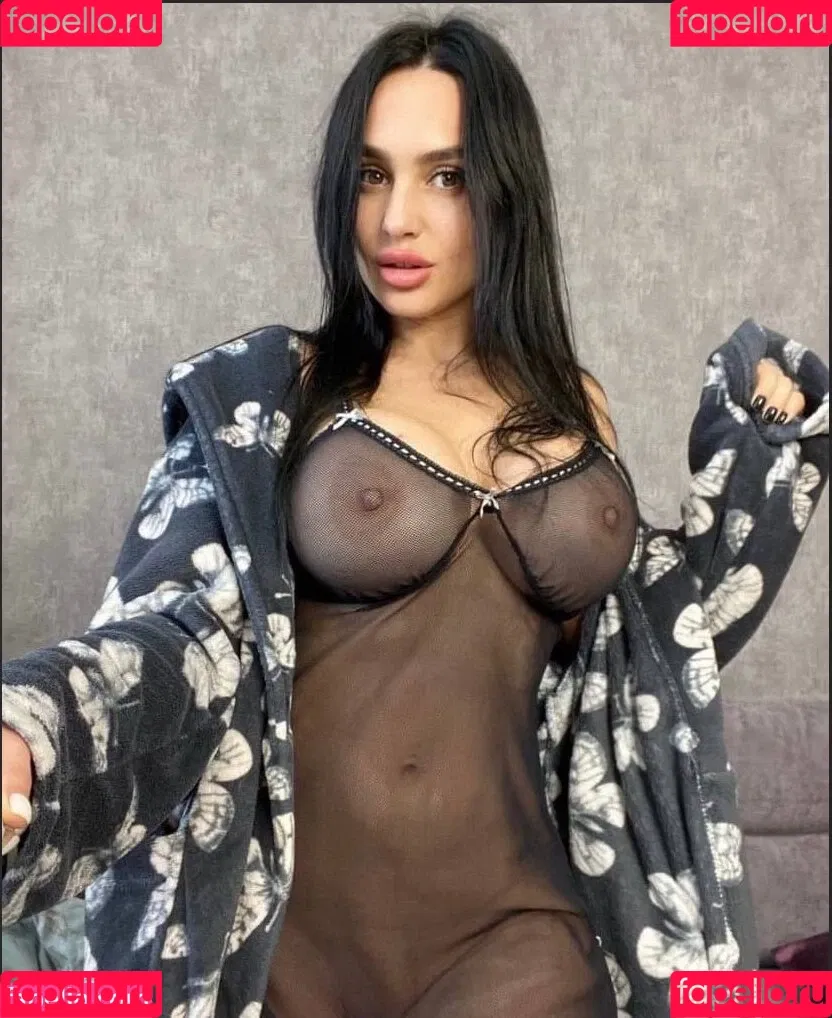 Demidova Helenka Onlyfans Photo Gallery 