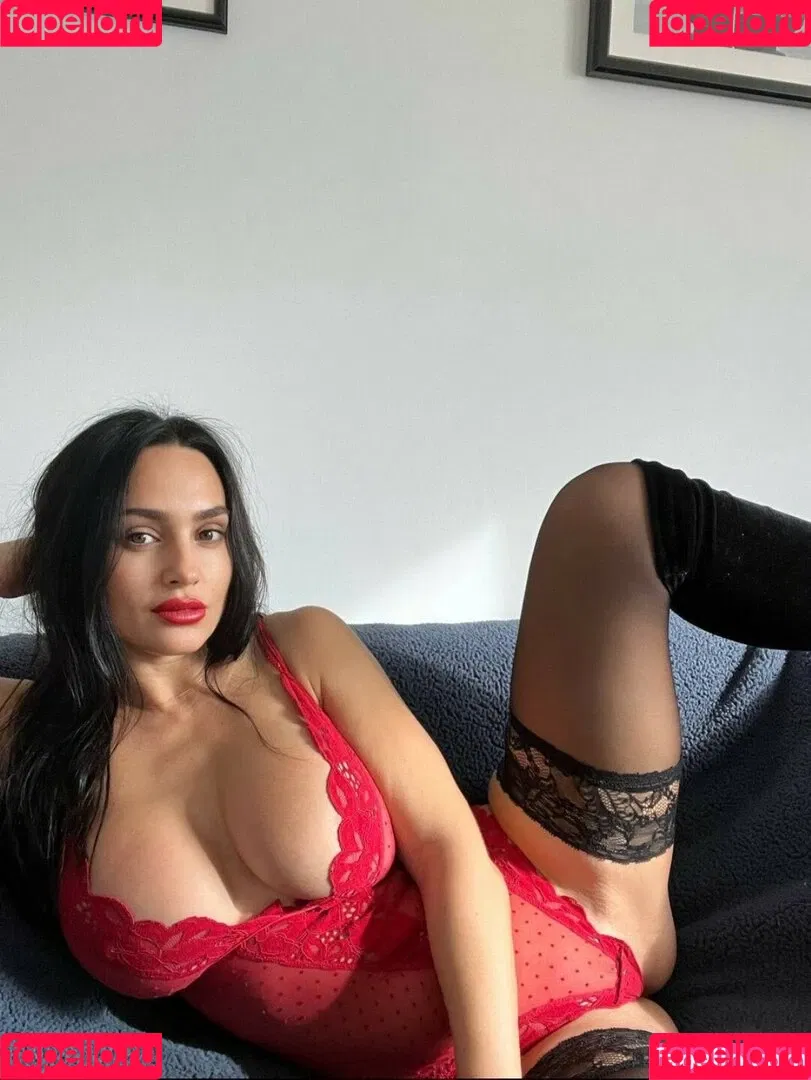 Demidova Helenka Onlyfans Photo Gallery 