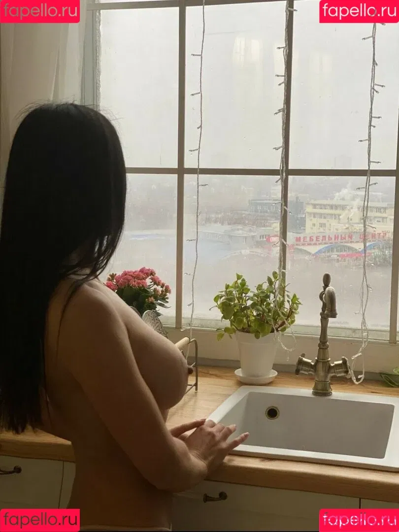 Demidova Helenka Onlyfans Photo Gallery 