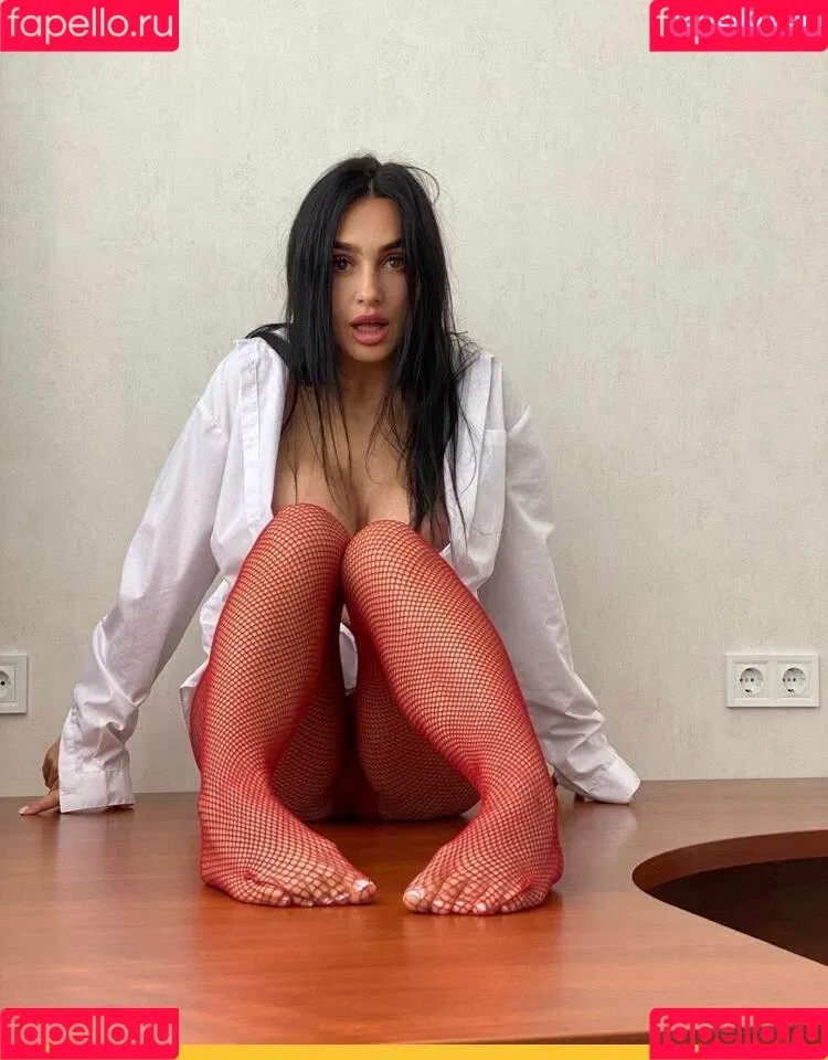 Demidova Helenka Onlyfans Photo Gallery 