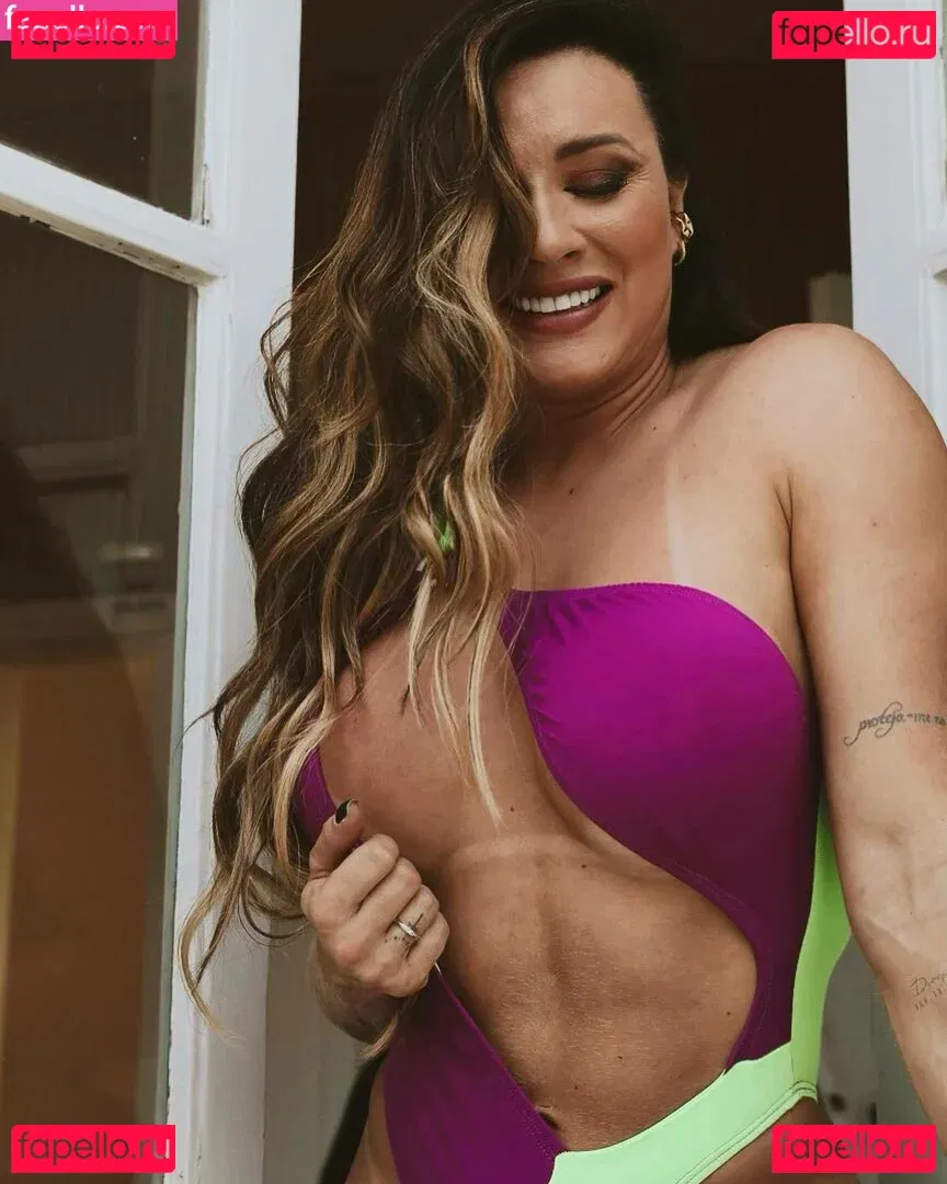 Juliana Salimeni Onlyfans Photo Gallery 