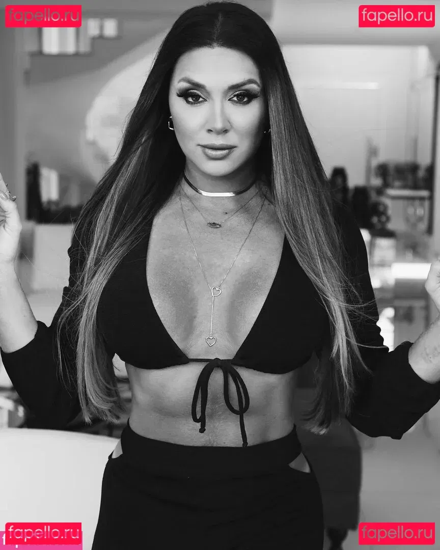 Juliana Salimeni Onlyfans Photo Gallery 