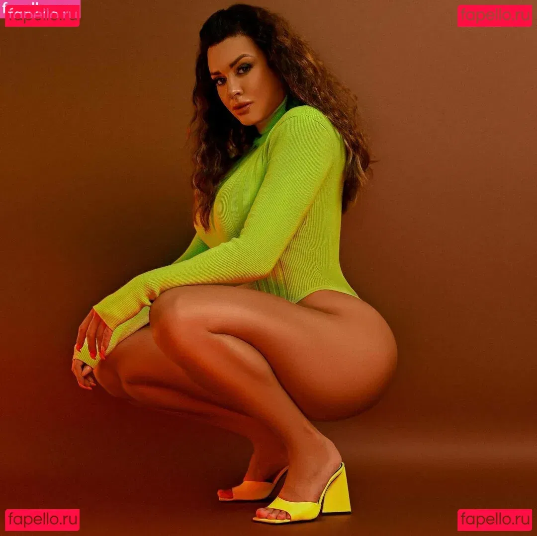 Juliana Salimeni Onlyfans Photo Gallery 