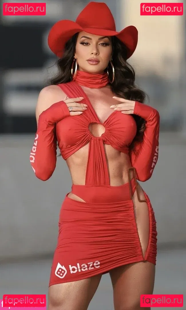 Juliana Salimeni Onlyfans Photo Gallery 