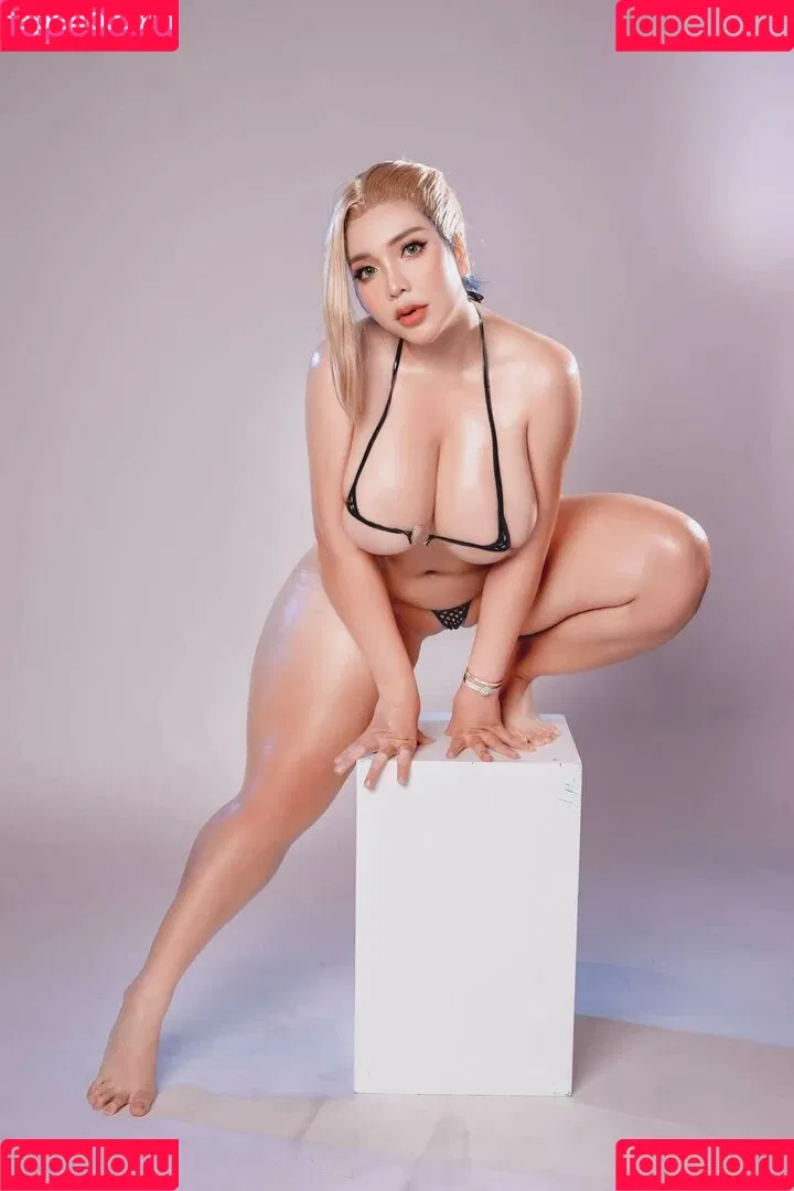Queenie Chuppy Onlyfans Photo Gallery 