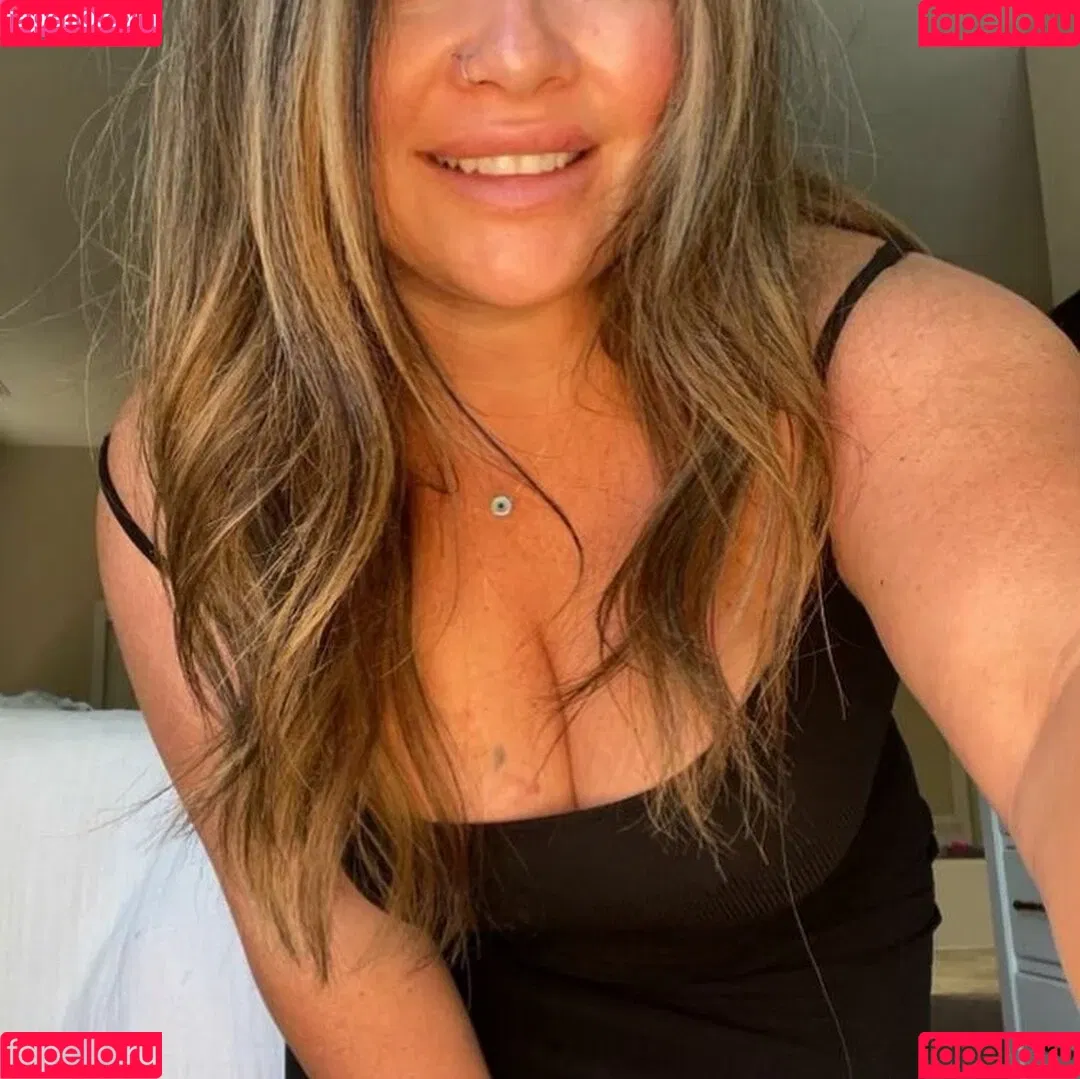 notyouraverage Onlyfans Photo Gallery 