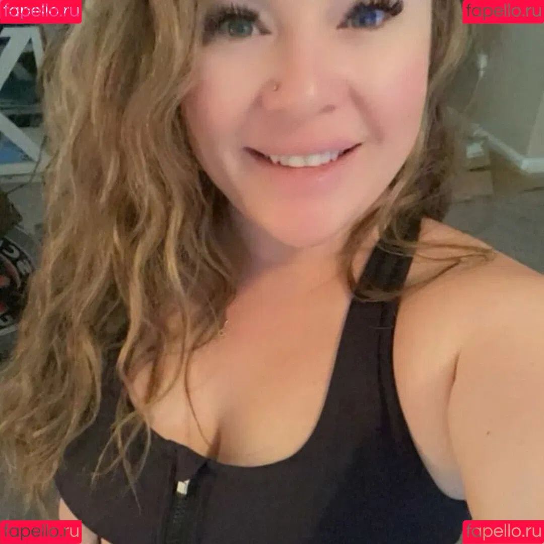 notyouraverage Onlyfans Photo Gallery 