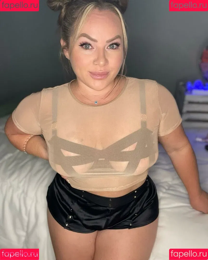 notyouraverage Onlyfans Photo Gallery 