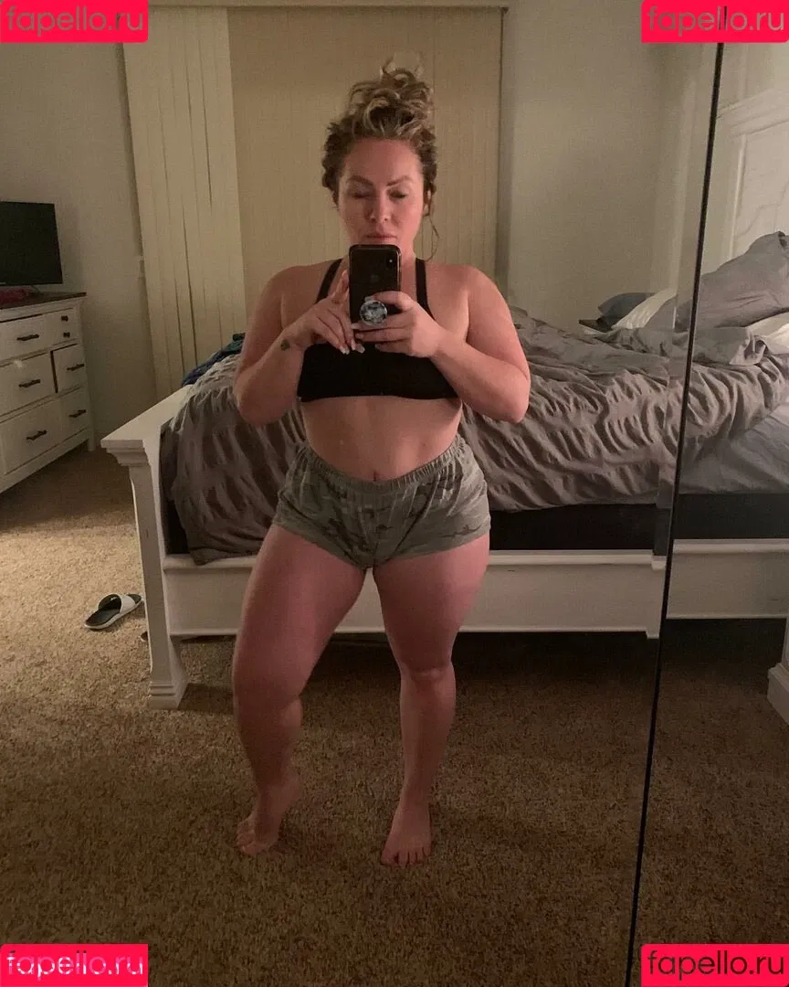notyouraverage Onlyfans Photo Gallery 