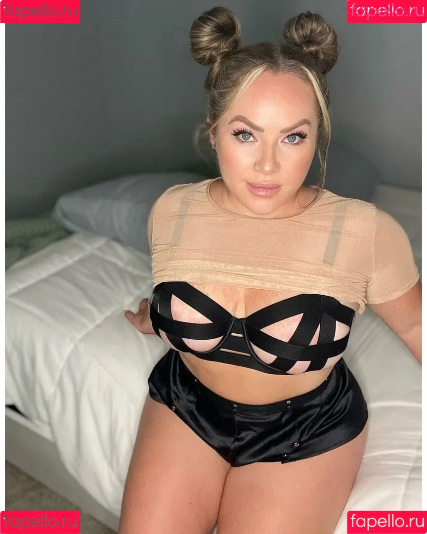 notyouraverage Onlyfans Photo Gallery 