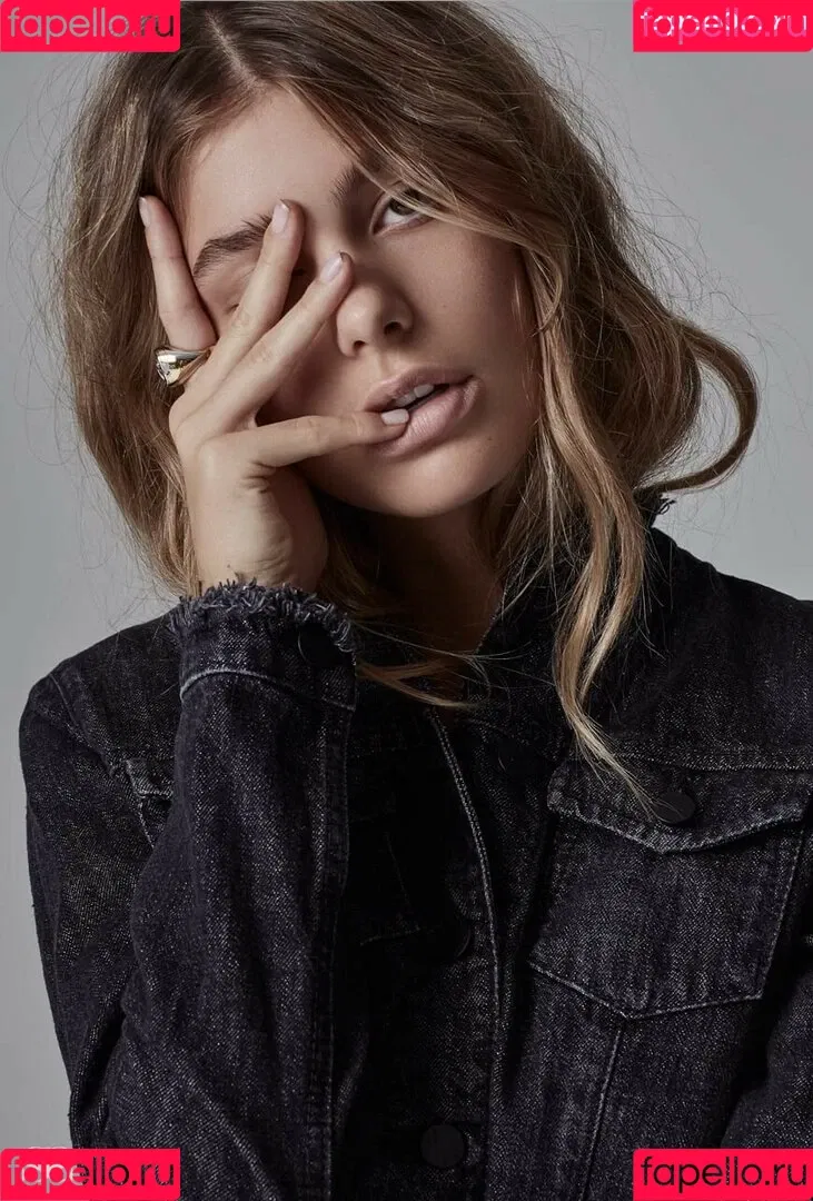Camila Morrone Onlyfans Photo Gallery 