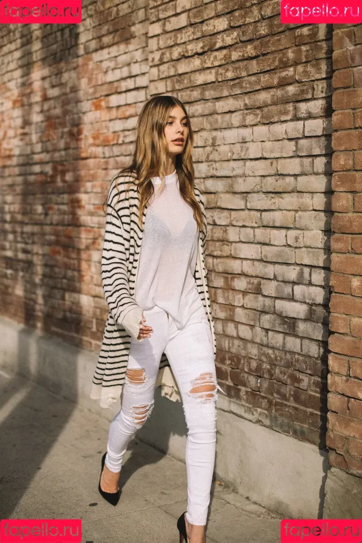 Camila Morrone Onlyfans Photo Gallery 