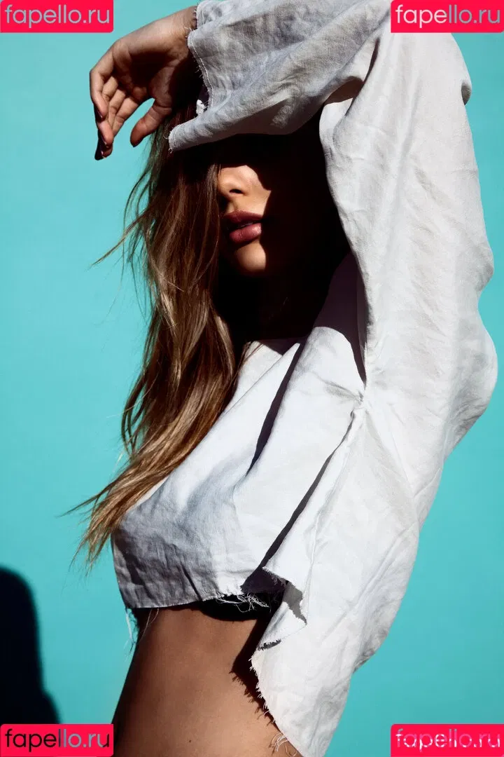 Camila Morrone Onlyfans Photo Gallery 