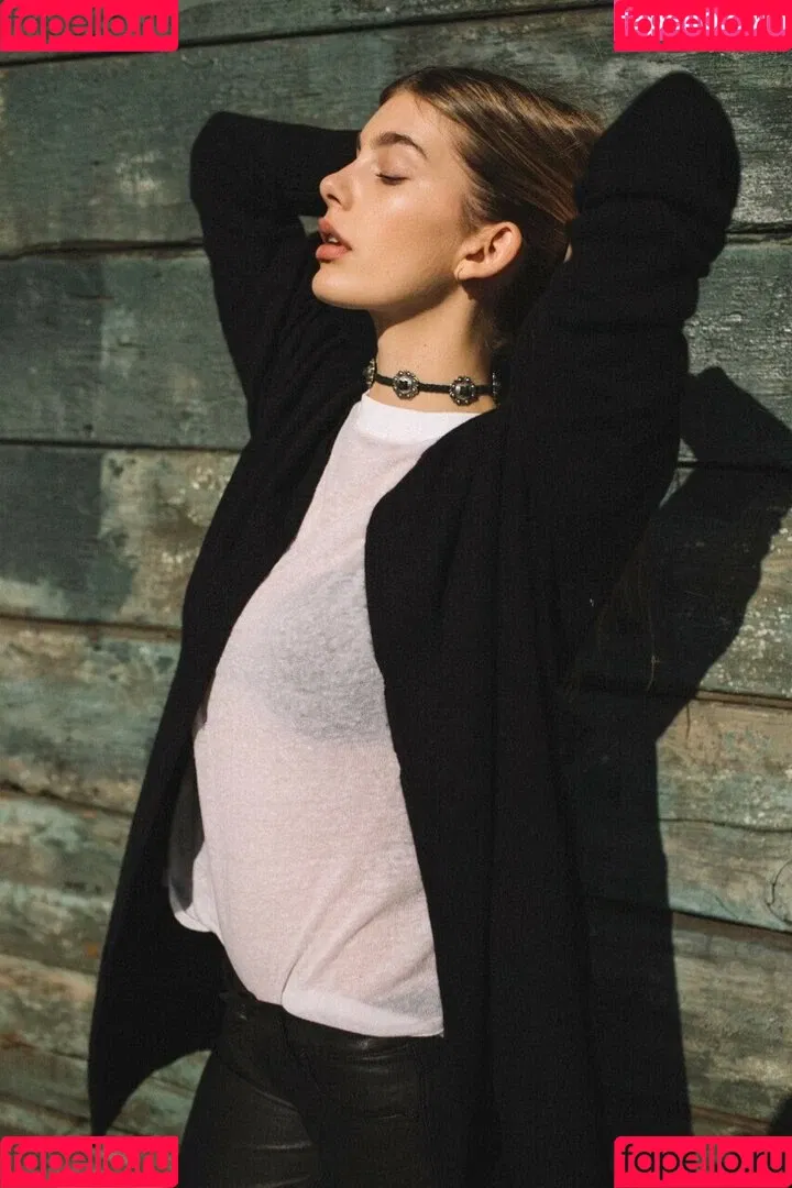 Camila Morrone Onlyfans Photo Gallery 
