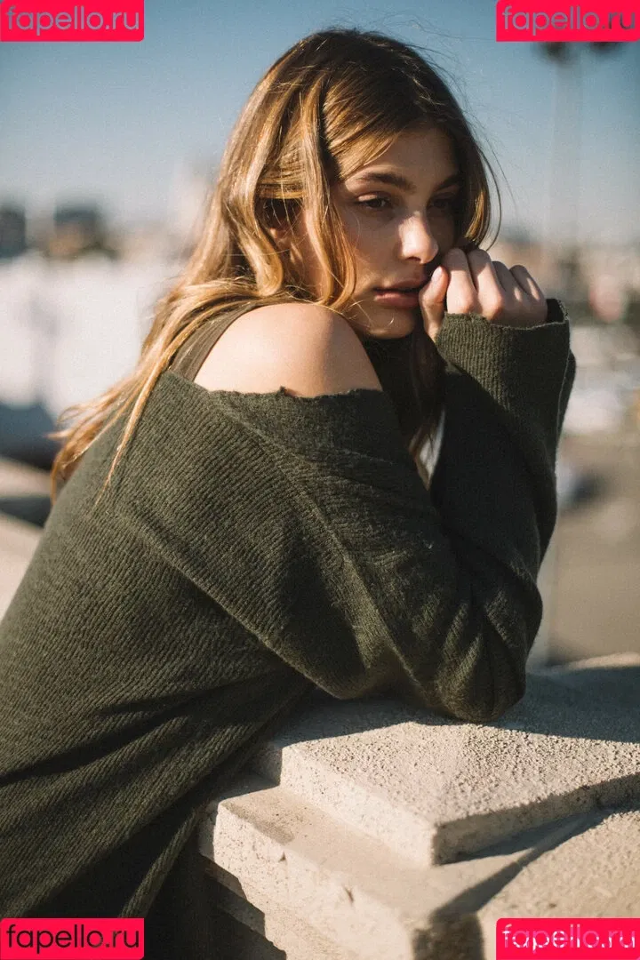 Camila Morrone Onlyfans Photo Gallery 