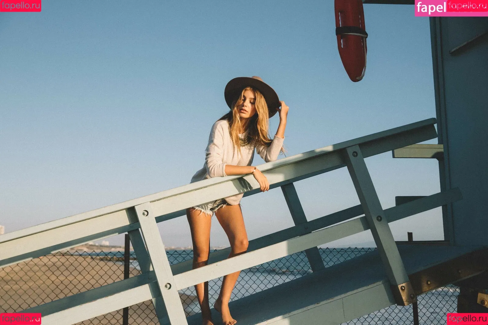 Camila Morrone Onlyfans Photo Gallery 