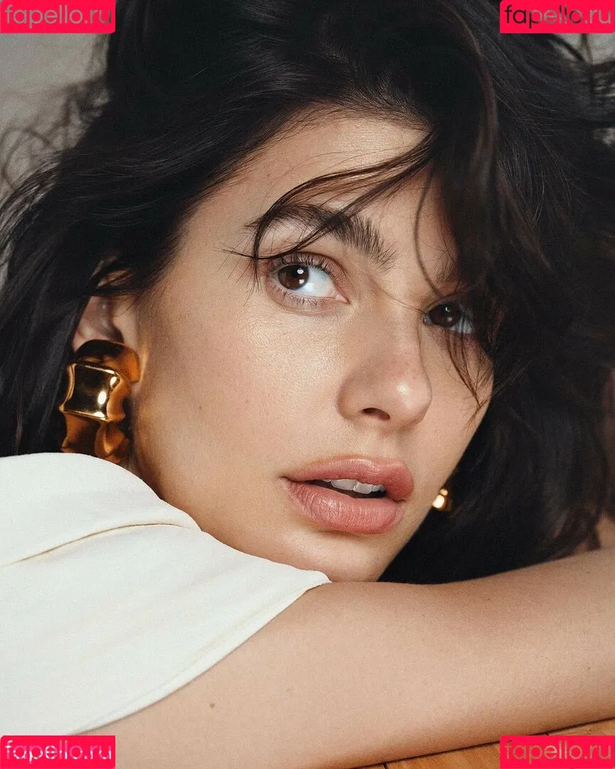 Camila Morrone Onlyfans Photo Gallery 
