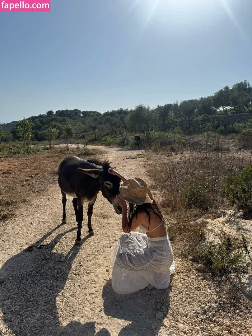 Camila Morrone Onlyfans Photo Gallery 