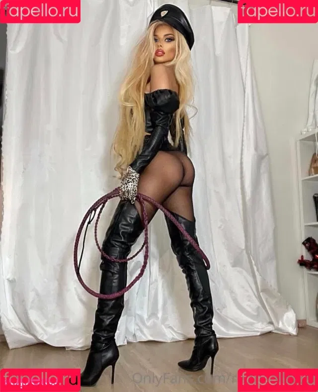Goddess Slavena Onlyfans Photo Gallery 