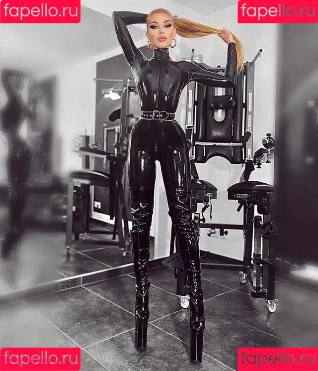 Goddess Slavena Onlyfans Photo Gallery 