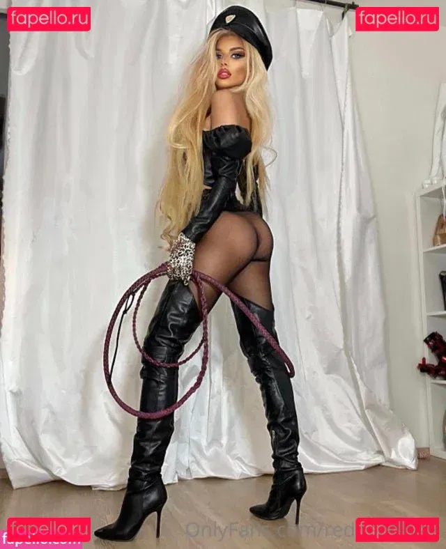 Goddess Slavena Onlyfans Photo Gallery 