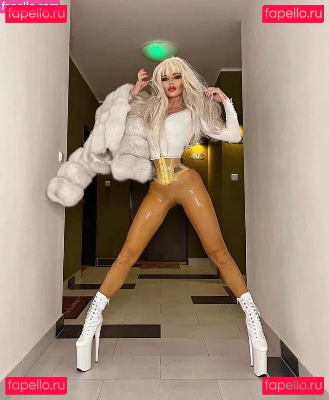 Goddess Slavena Onlyfans Photo Gallery 