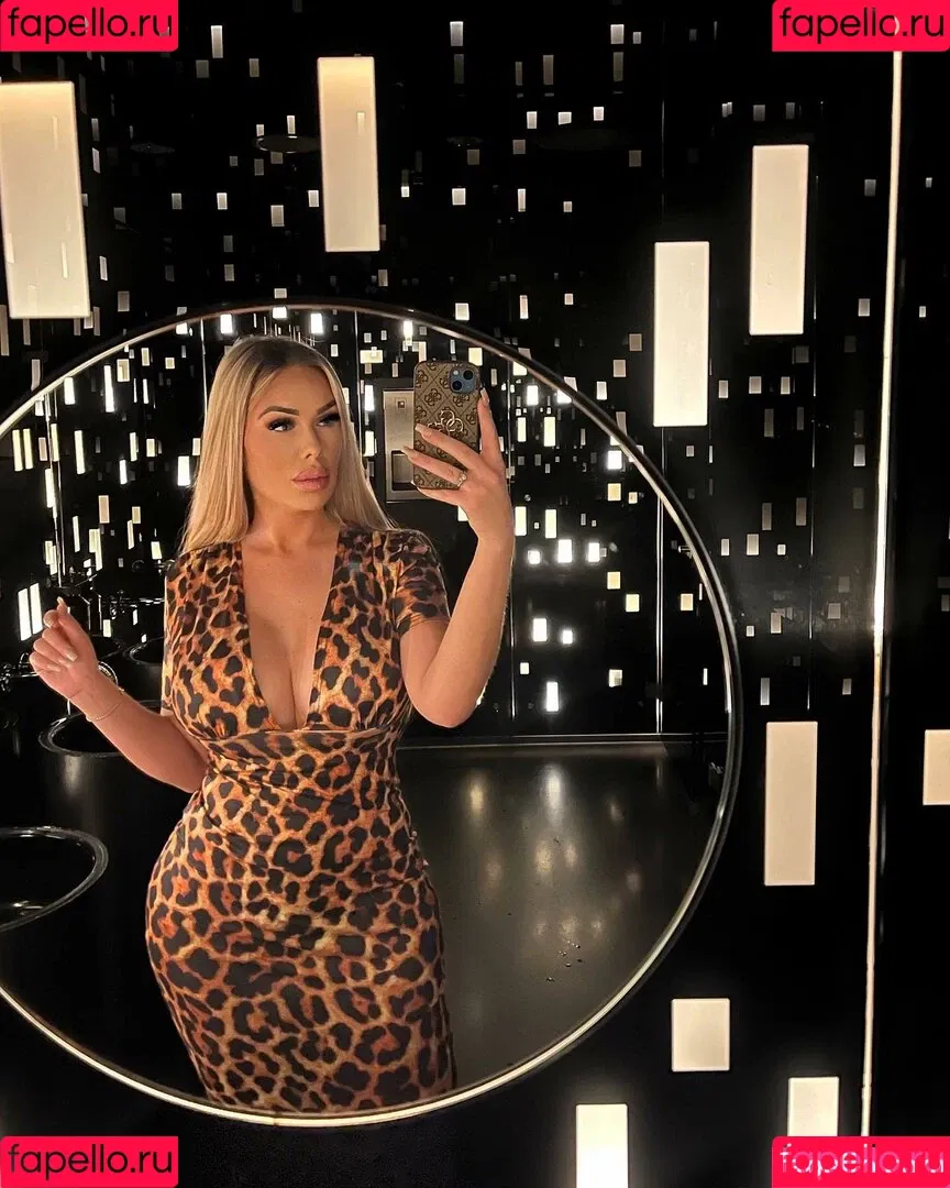 Lisa Amber Onlyfans Photo Gallery 