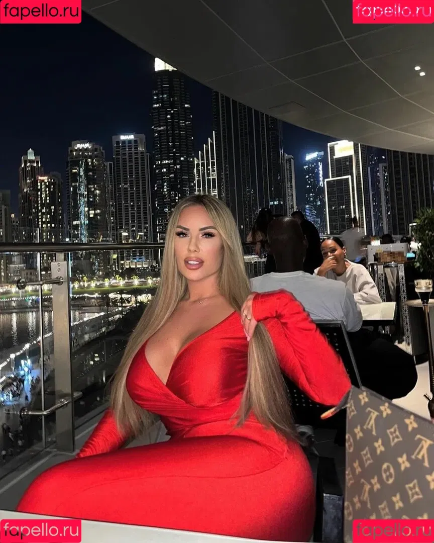 Lisa Amber Onlyfans Photo Gallery 
