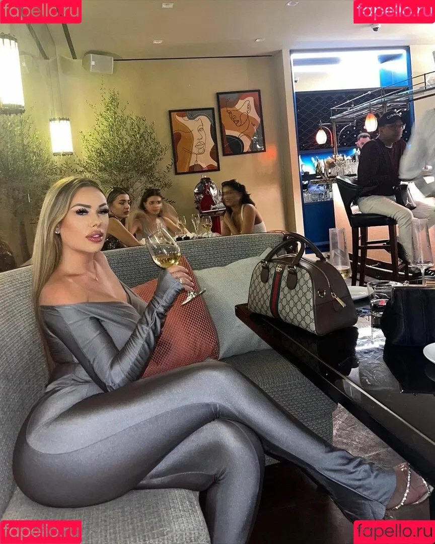 Lisa Amber Onlyfans Photo Gallery 
