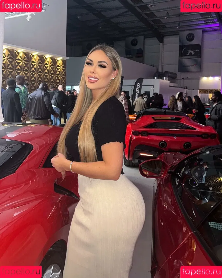 Lisa Amber Onlyfans Photo Gallery 