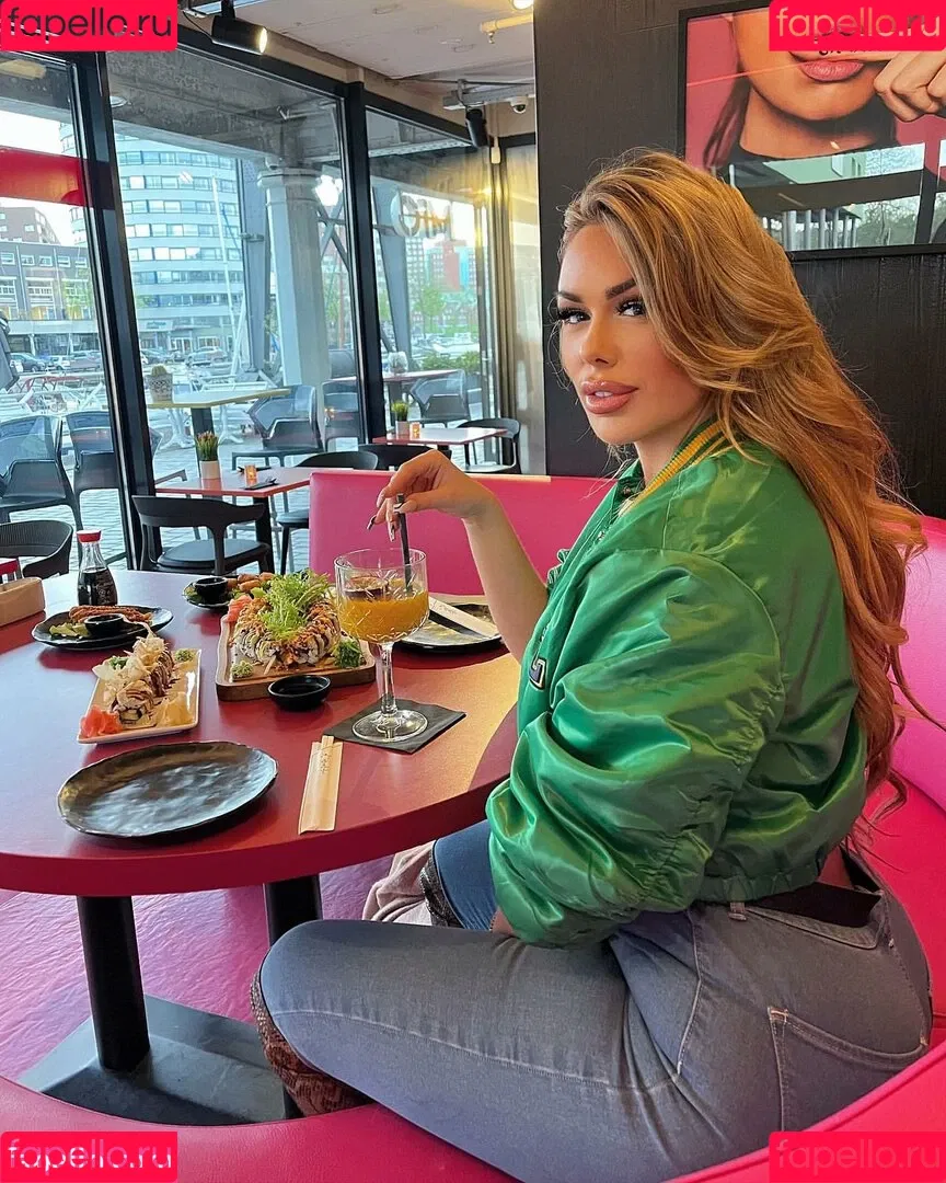 Lisa Amber Onlyfans Photo Gallery 