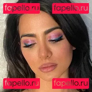 Emeraude Toubia Onlyfans Photo Gallery 