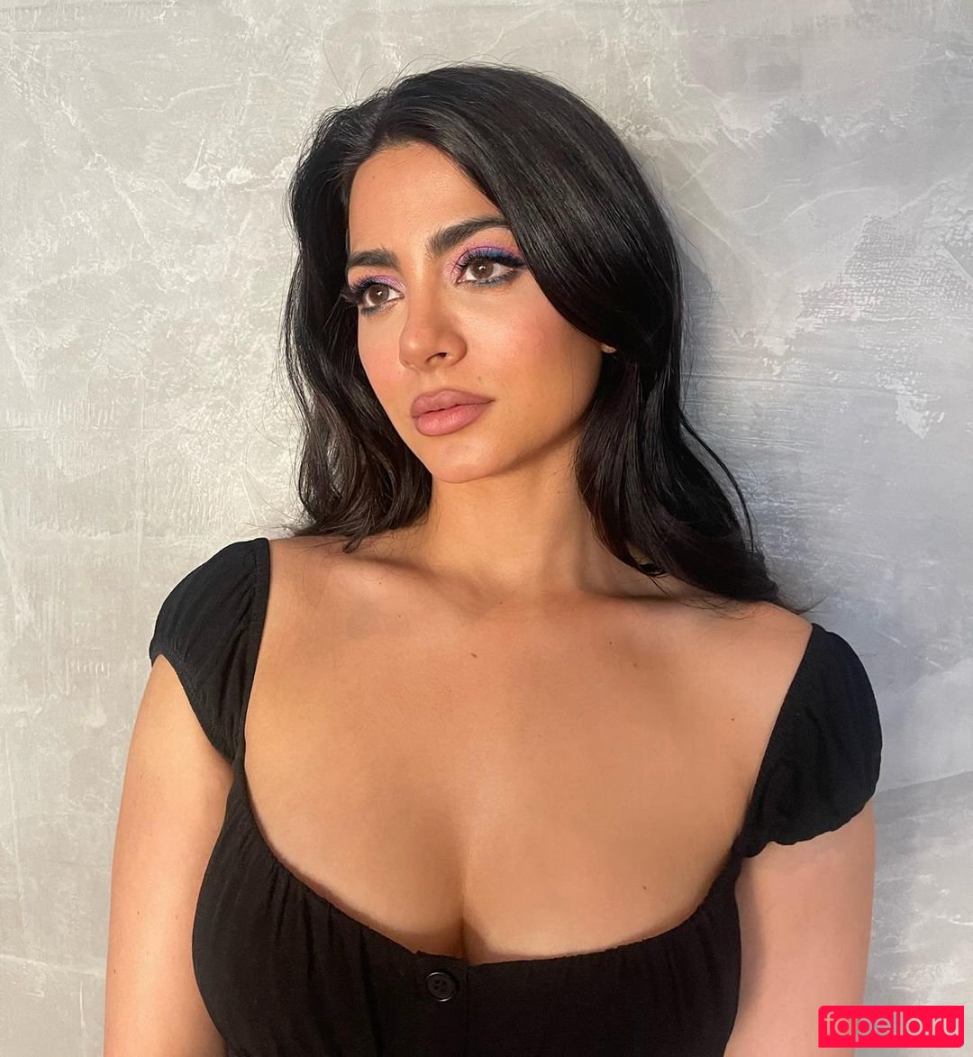 Emeraude Toubia Nude Onlyfans Photo 47