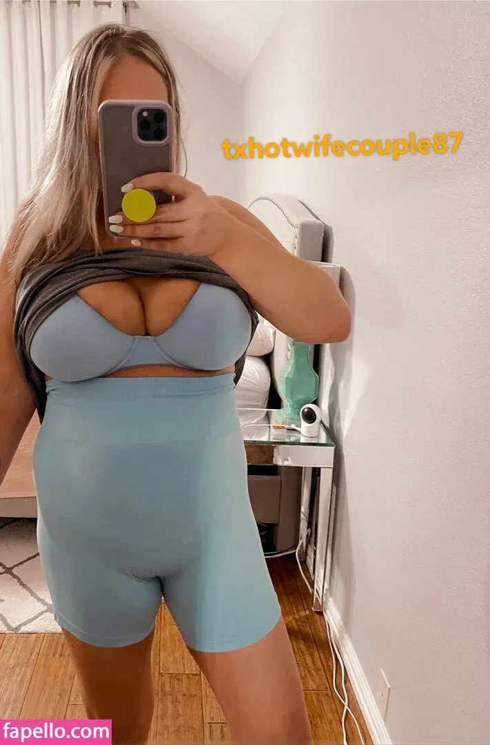 TXHotwife87 Onlyfans Photo Gallery 