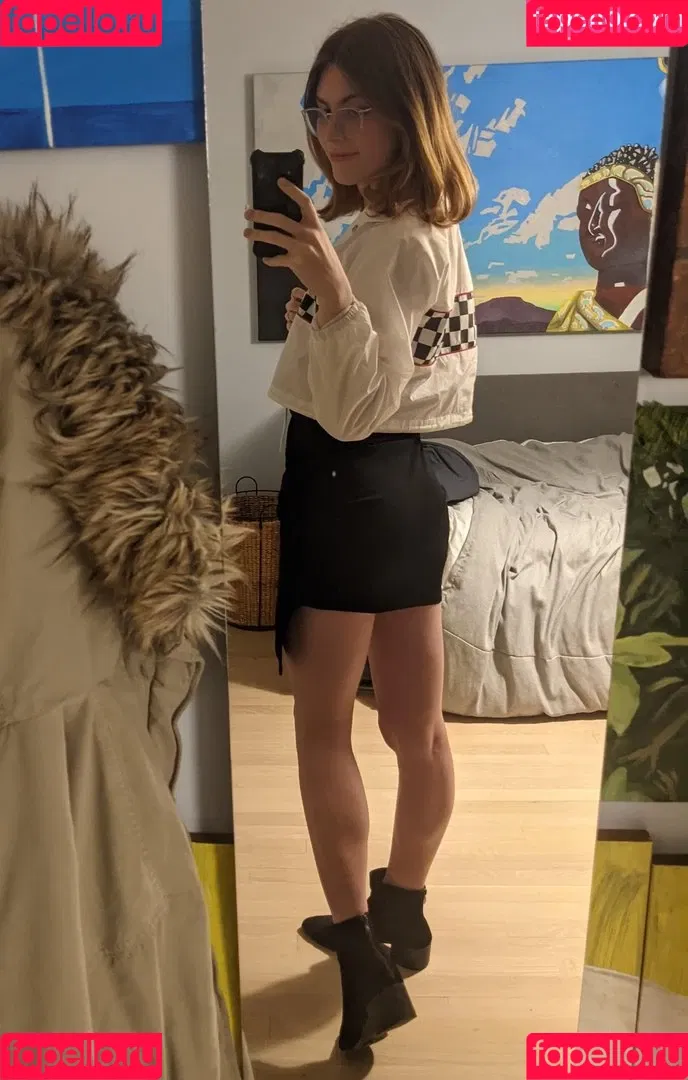 Nayomo Onlyfans Photo Gallery 